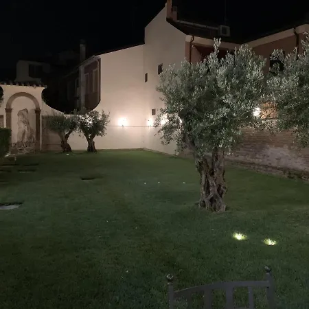 Princess Art Hotel 4*