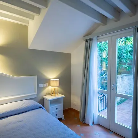 Princess Art Hotel 4*