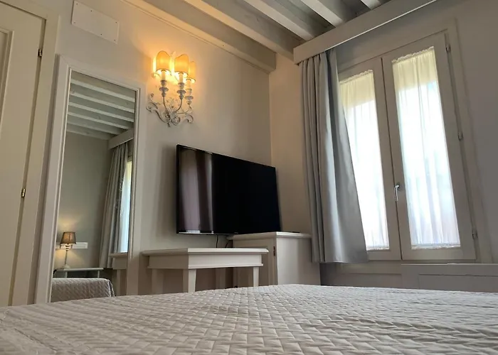 מלון Princess Art פררה