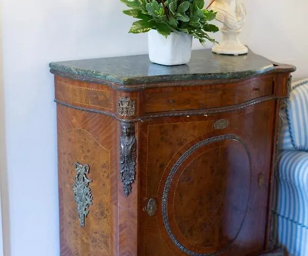 Princess Art מלון פררה